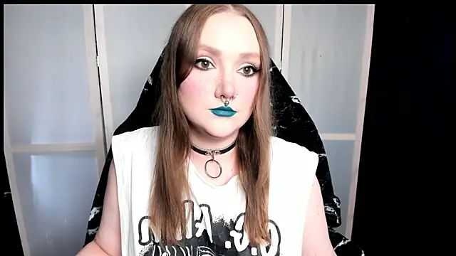 Snapshot of YourDyingBride chatting on 06-12-26, 02:37 YourDyingBride online show from 06-12-26, 02:37
