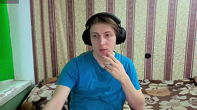 darienlarge online show from 12-15-25, 08:20