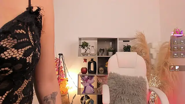 Alexandra ra online show from 02-15-26, 12:44