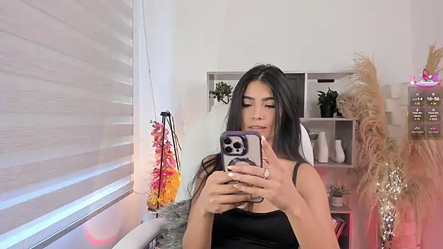 Alexandra ra online show from 02-13-26, 09:26