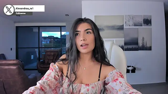 Alexandra ra online show from 06-23-26, 11:14