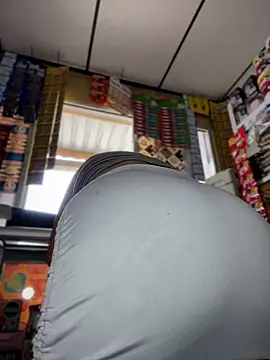 sammyqueenx21 online show from 03-03-26, 05:09