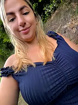sammyqueenx21 online show from 07-18-26, 11:41