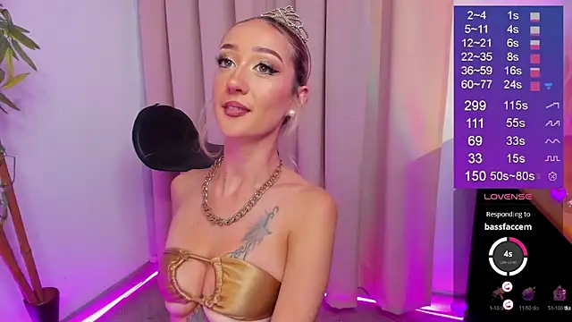 Bella-White online show from 10-10-25, 04:41