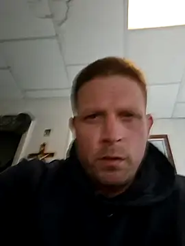 curiouscock38 online show from 10-31-25, 09:43