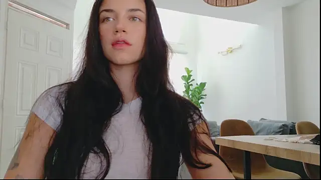 GrettaBenett online show from 06-11-26, 08:50