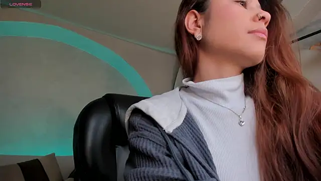 ErikaBenz  online show from 10-25-25, 12:28