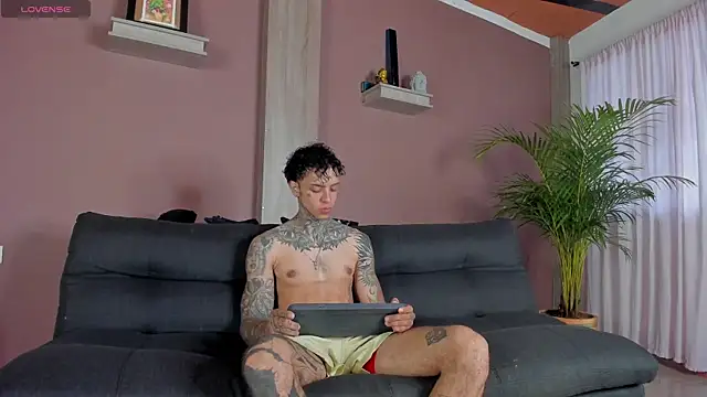 Aron ford online show from 11-24-25, 11:54