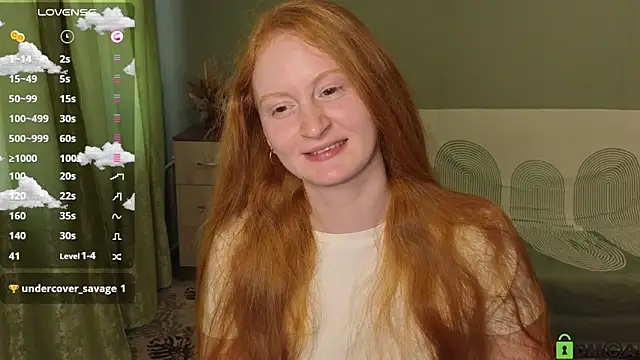 Snapshot of astoria_ross_ chatting on 04-20-26, 03:02 astoria ross online show from 04-20-26, 03:02
