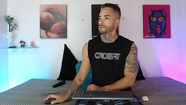 SophieFoxx17 online show from 01-17-26, 12:09