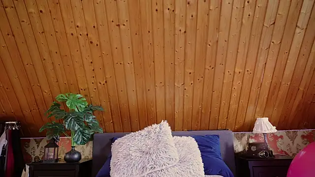 TessaWinter online show from 09-15-25, 02:39