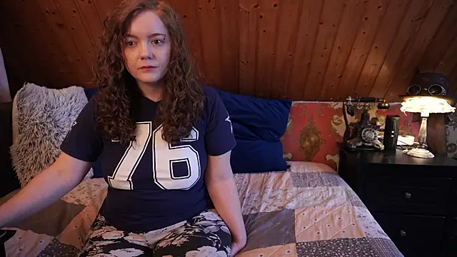 TessaWinter online show from 03-11-26, 04:01