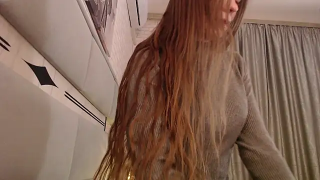 Snapshot of VeronikaAv chatting on 01-25-25, 11:11 VeronikaAv online show from 01-25-25, 11:11
