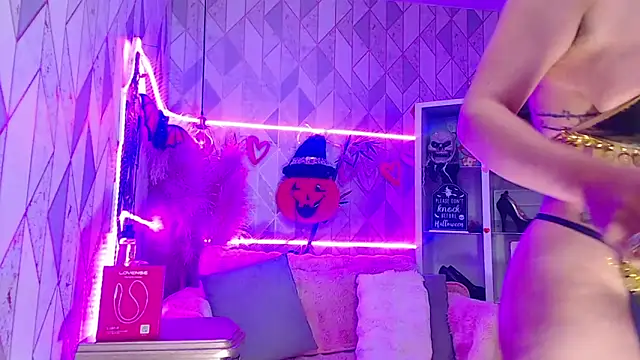 AsheyBaker online show from 10-29-25, 10:14