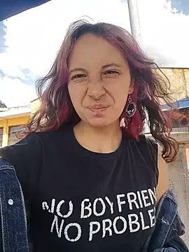  Laary online show from 04-01-26, 07:33