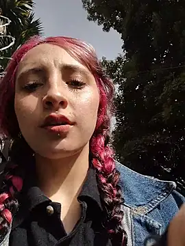  Laary online show from 12-19-25, 08:11