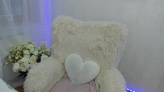 ElisaBaxter online show from 04-08-26, 04:25