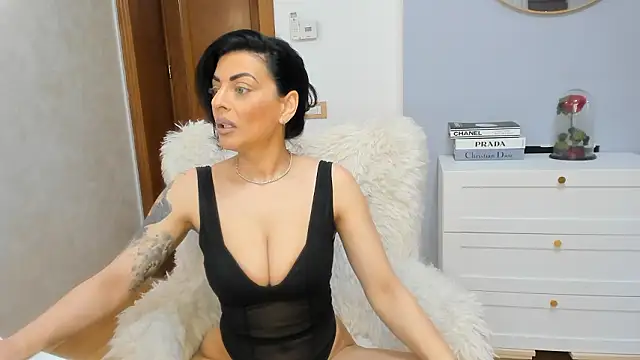 ElisaBaxter online show from 03-10-26, 05:22