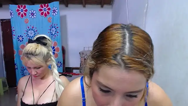 Nicolle Milf online show from 10-08-25, 06:08