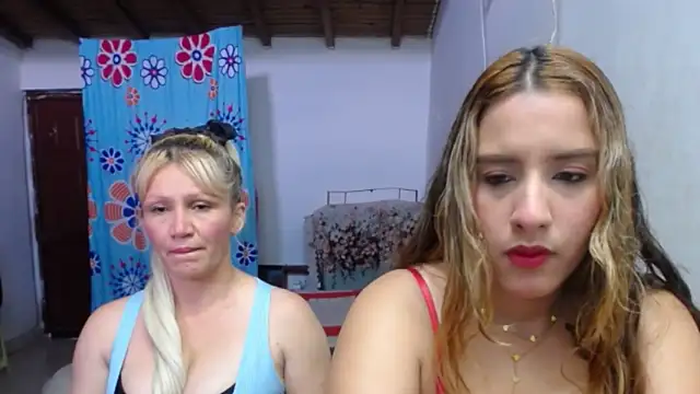 Nicolle Milf online show from 10-10-25, 06:42