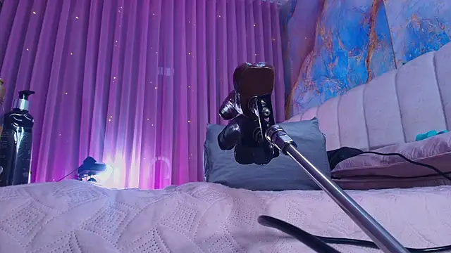 britanyy  online show from 02-20-26, 03:14