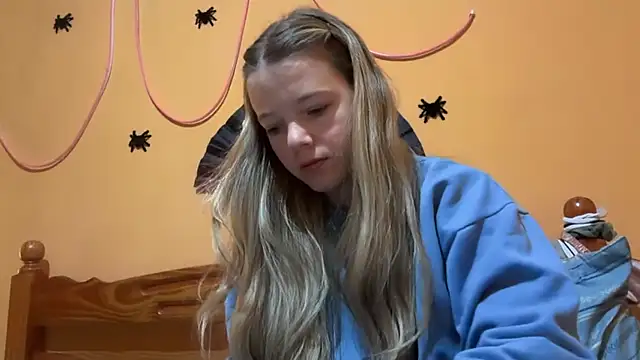 -veranito- online show from 10-31-25, 01:57