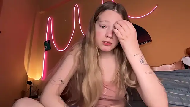 -veranito- online show from 11-04-25, 03:10