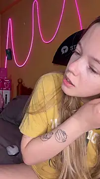 -veranito- online show from 05-22-26, 03:04