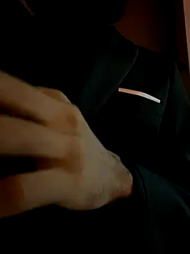 Snapshot of Alessandro__Rossi chatting on 11-16-25, 12:59 Alessandro Rossi online show from 11-16-25, 12:59