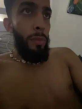 Snapshot of Alessandro__Rossi chatting on 11-20-25, 06:19 Alessandro Rossi online show from 11-20-25, 06:19