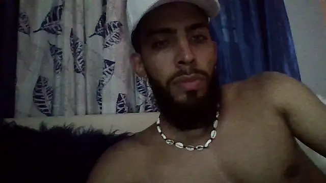 Snapshot of Alessandro__Rossi chatting on 03-06-25, 11:31 Alessandro Rossi online show from 03-06-25, 11:31