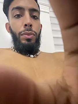 Snapshot of Alessandro__Rossi chatting on 11-03-25, 08:34 Alessandro Rossi online show from 11-03-25, 08:34