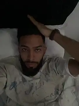 Snapshot of Alessandro__Rossi chatting on 02-02-26, 05:45 Alessandro Rossi online show from 02-02-26, 05:45