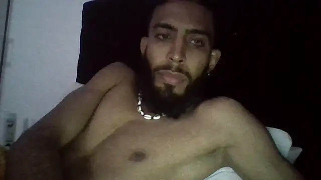 Snapshot of Alessandro__Rossi chatting on 10-20-25, 03:08 Alessandro Rossi online show from 10-20-25, 03:08
