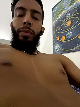 Snapshot of Alessandro__Rossi chatting on 10-17-25, 12:14 Alessandro Rossi online show from 10-17-25, 12:14