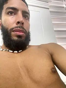 Snapshot of Alessandro__Rossi chatting on 01-08-26, 12:44 Alessandro Rossi online show from 01-08-26, 12:44