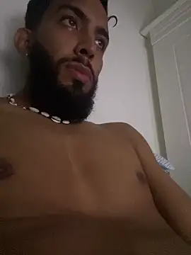 Snapshot of Alessandro__Rossi chatting on 02-11-26, 06:52 Alessandro Rossi online show from 02-11-26, 06:52