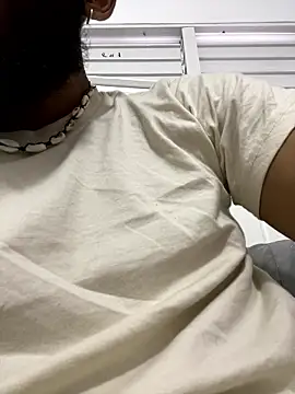 Snapshot of Alessandro__Rossi chatting on 01-10-26, 07:20 Alessandro Rossi online show from 01-10-26, 07:20