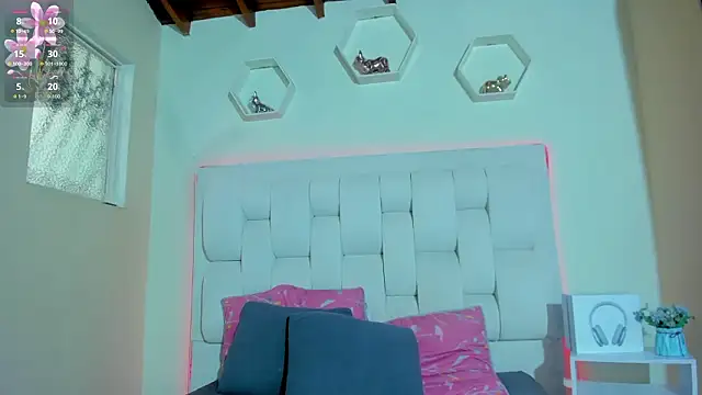 shanakendall online show from 03-09-26, 02:09