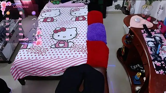 lufek23 online show from 03-15-25, 05:26