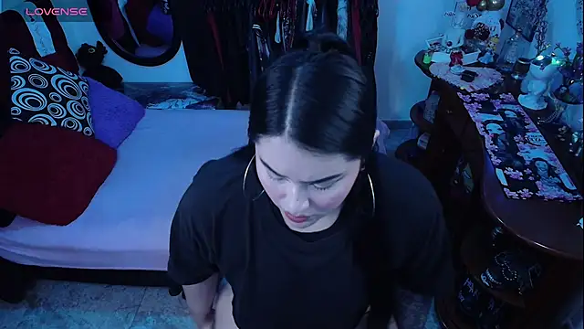 lufek23 online show from 02-15-26, 02:27