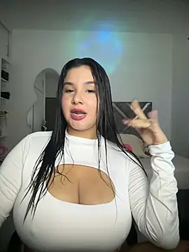 Snapshot of ValleryParker chatting on 01-15-26, 10:24 ValleryParker online show from 01-15-26, 10:24