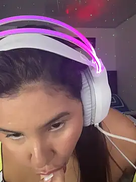 ValleryParker online show from 10-11-25, 03:29