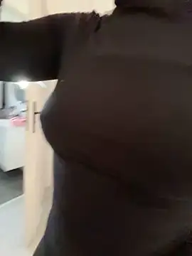 TheCinderella online show from 04-04-26, 03:29