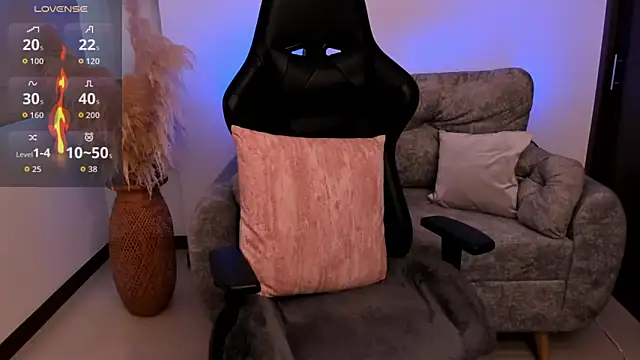 chloerossi online show from 03-05-26, 10:37