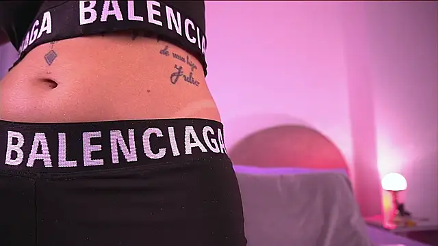 danna berlin  online show from 11-11-25, 07:19