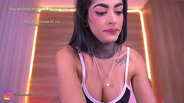 Snapshot of danna_berlin_ chatting on 07-31-26, 07:22 danna berlin online show from 07-31-26, 07:22