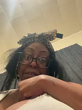 Goddesskarisma online show from 10-08-25, 02:46