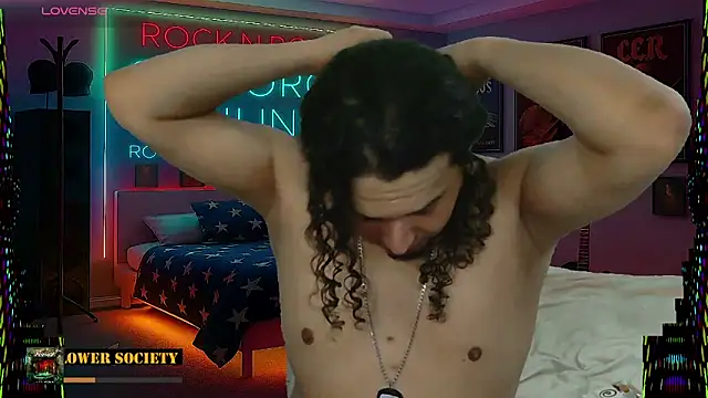 Snapshot of chino_roz chatting on 02-11-26, 09:42 chino roz online show from 02-11-26, 09:42