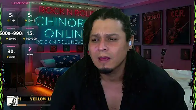 Snapshot of chino_roz chatting on 02-15-26, 06:14 chino roz online show from 02-15-26, 06:14